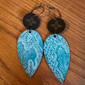 Boutique Upscaled Earrings